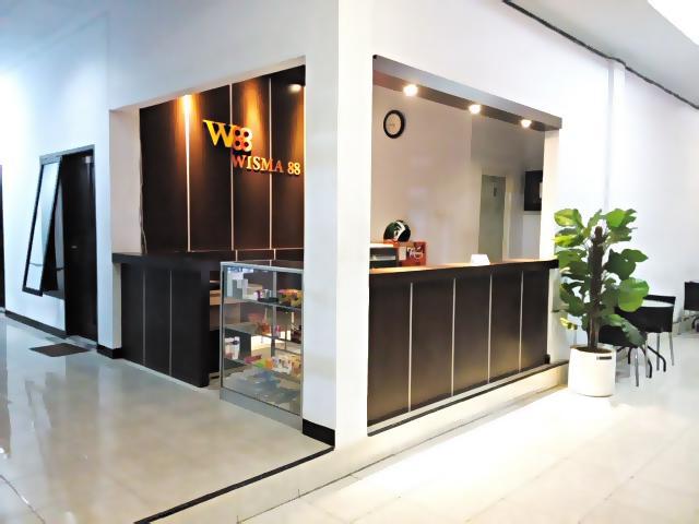 Wisma 88 Gorontalo Extérieur photo